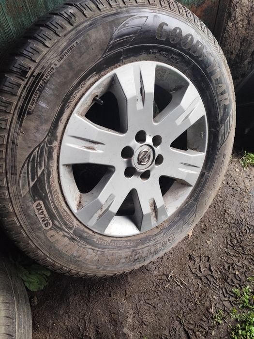 Джанти с гуми -Nisan Pantfinder r51 -2008г