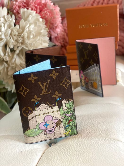 Cardholder passport Lv паспорт холдер документи
