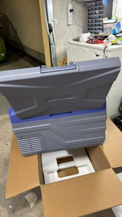 Нов къмпинг хладилник VEVOR 30L / 12v-24v-220v/ Компресор / Bluetooth