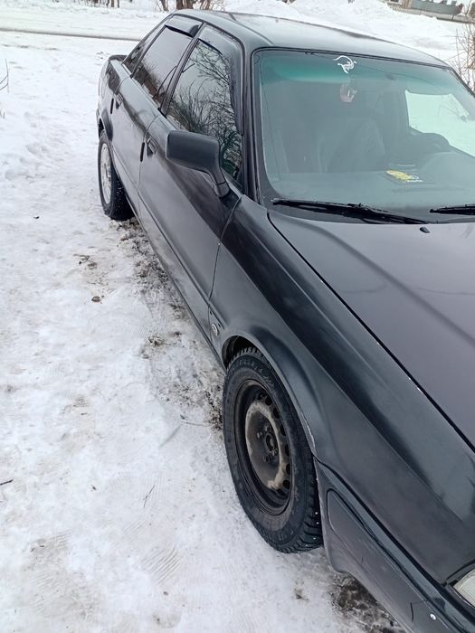 Продам AUDI 80 2 литр моник