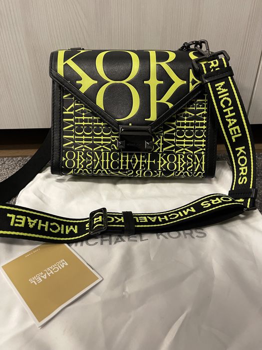 Michael Kors чанта