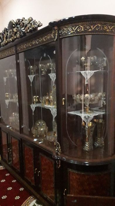 Mebel srocna sotiladi