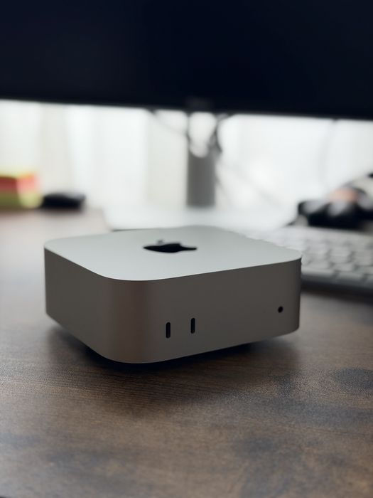Apple Mac Mini M4 - 24GB RAM / 512GB SSD, stare impecabilă