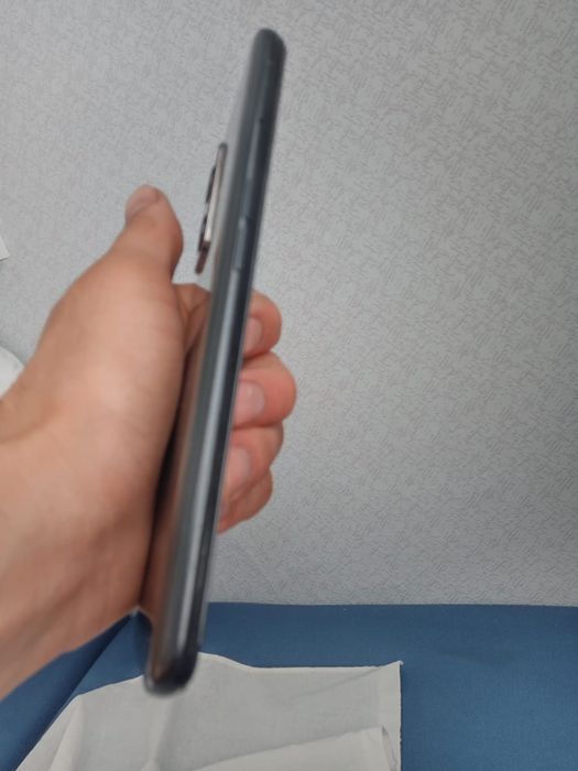 Хсиоми Реалми 9i. 6/128.