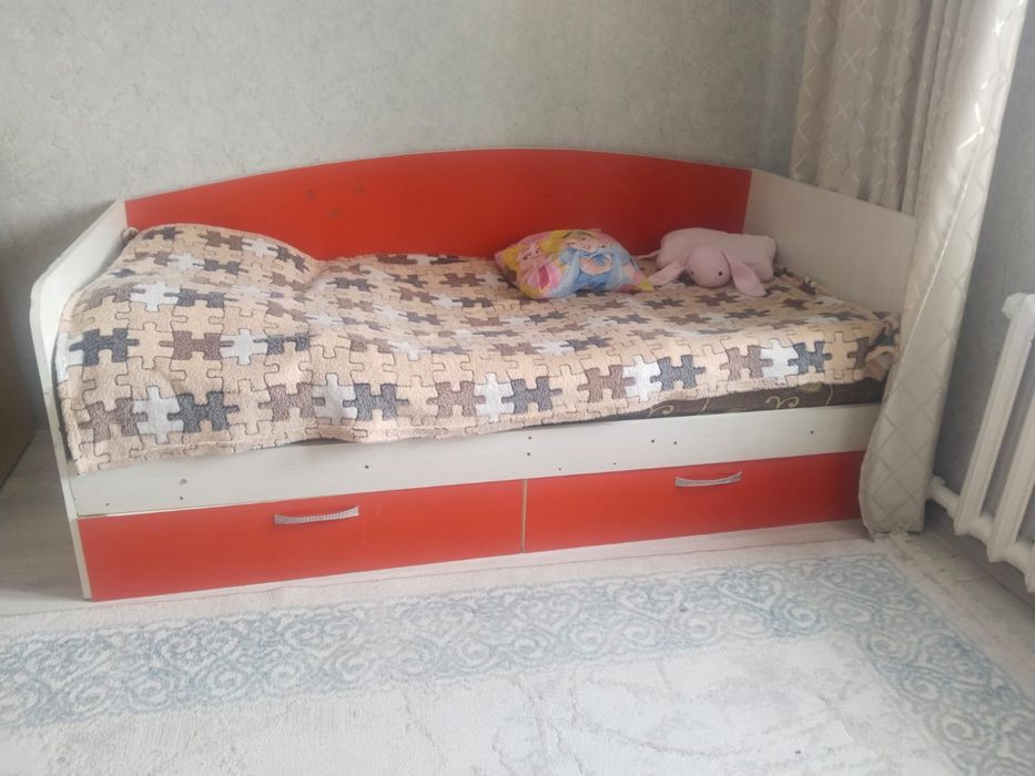 Продам кровать в отличном состояний