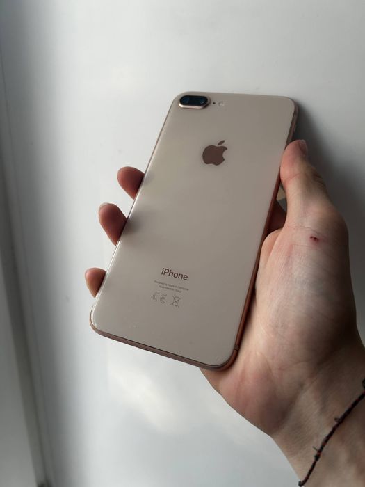 Обменяю 8+ айфон