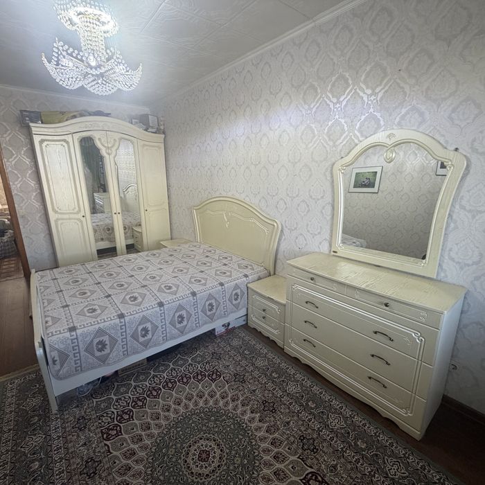 Продается Спальная гарнитура…