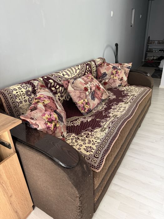 Продам диван в хорошем состоянии