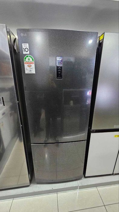 Холодильник LG GC-B569NQCM 462 л Smart Inverter No Frost чёрный