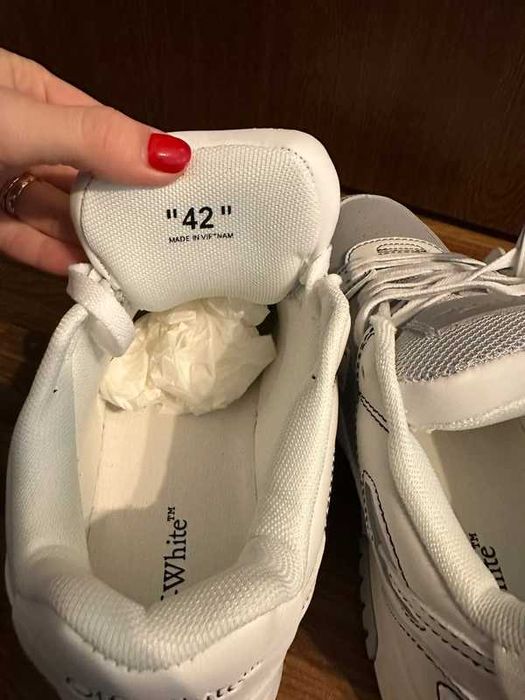 Off-White Out Of Office - marimea 42