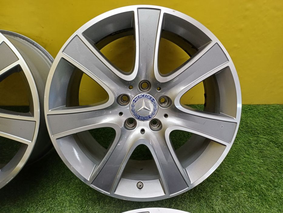 Диски R18 5x112 на Mercedes и другие.
