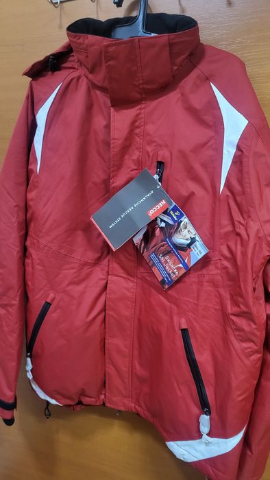 Costum Ski nou cu eticheta 52