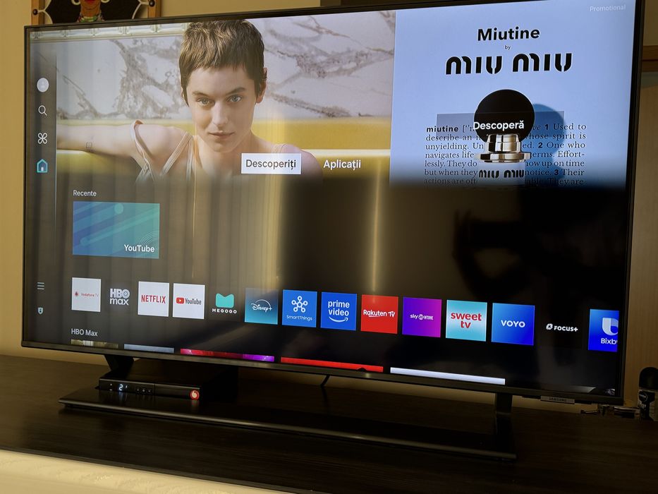 Vand televizor Samsung Crystal UHD 108 cm
