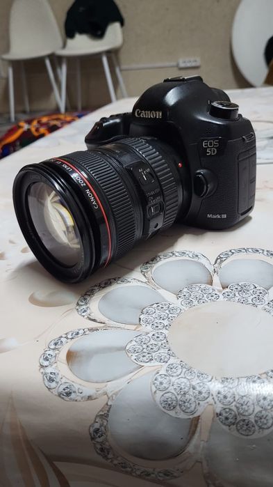 Фотоаппарат Canon 5D Mark3 Срочно