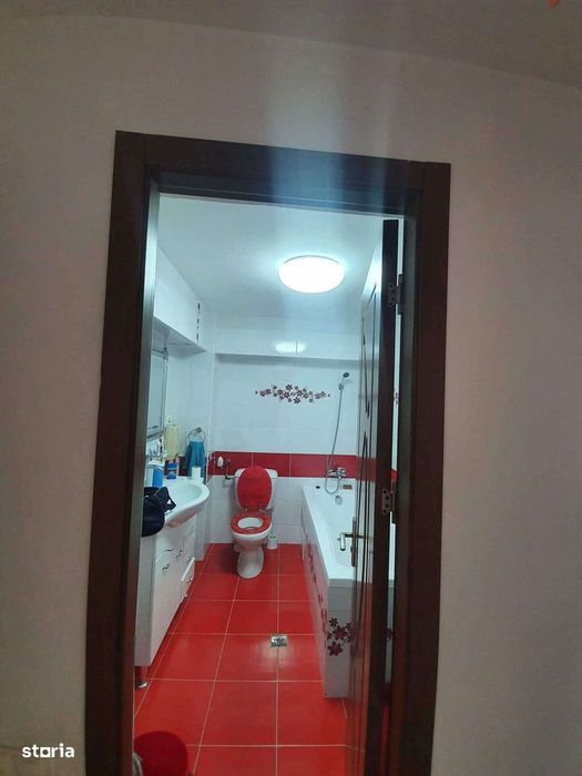 Apartament 4 camere renovat Piata Mare