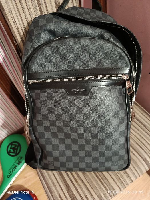 Продам рюкзак Louis Vuitton Michael