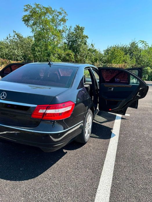 Mercedes E-Class W212 2011 | 2.2 Diesel 177 CP | 277.680 km