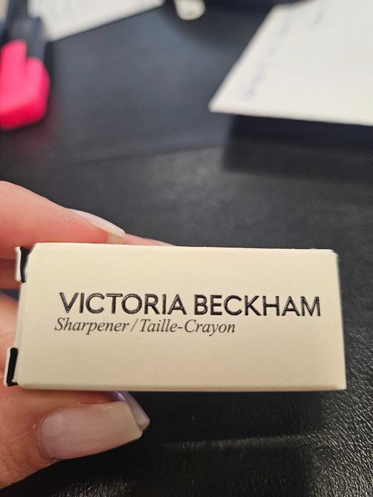 Козметика Victoria Beckham