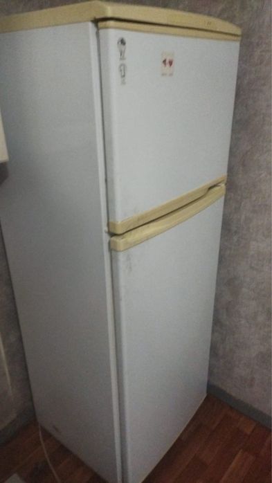 Холодильник сатылады!!!