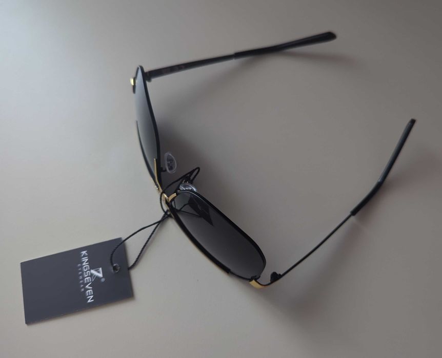 Vand ochelari de soare Kingseven