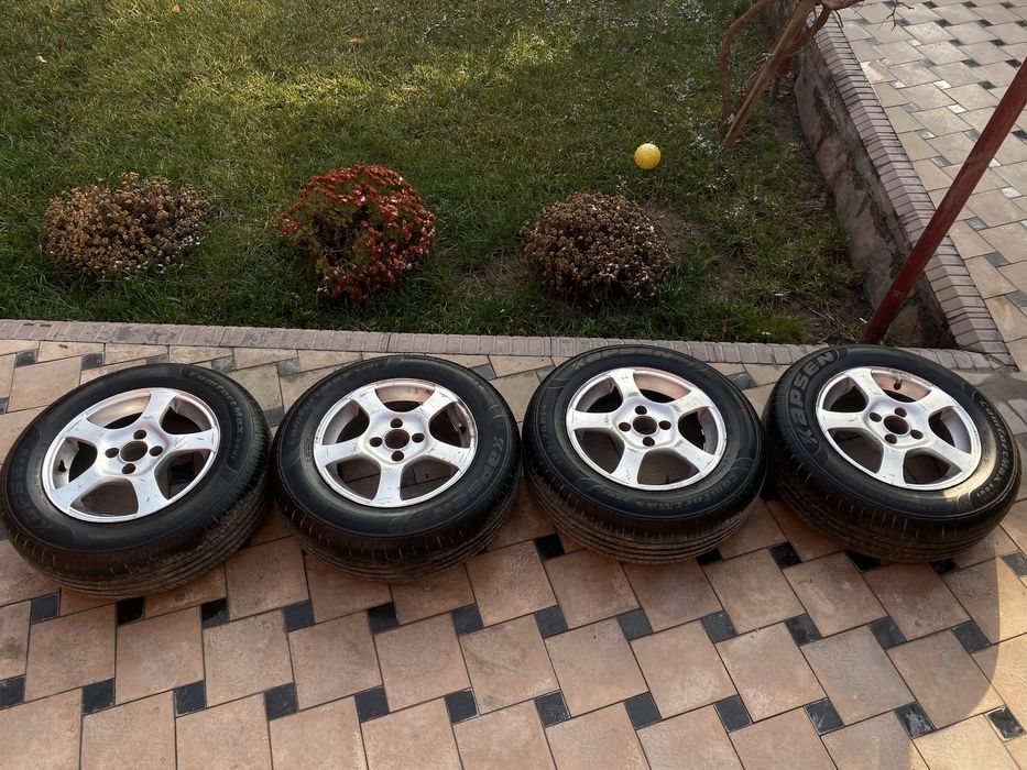 Продам летние шины с дисками размер 185/70/14