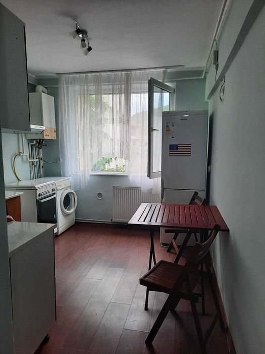 inchiriez apartament