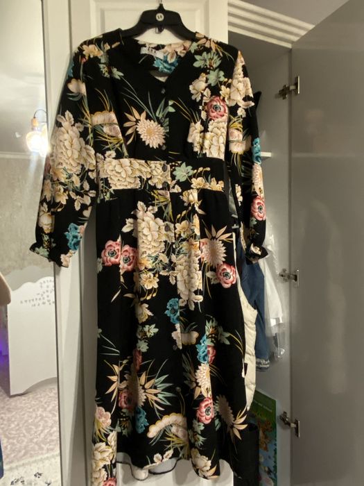 Платье 42-44 бесплатно