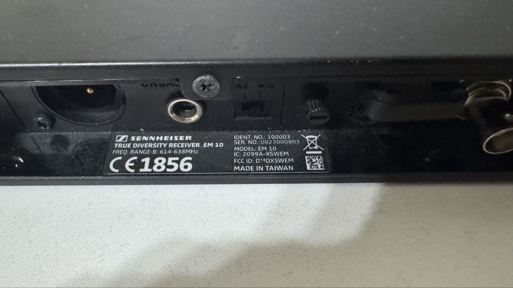 Продам микрофон sennheiser