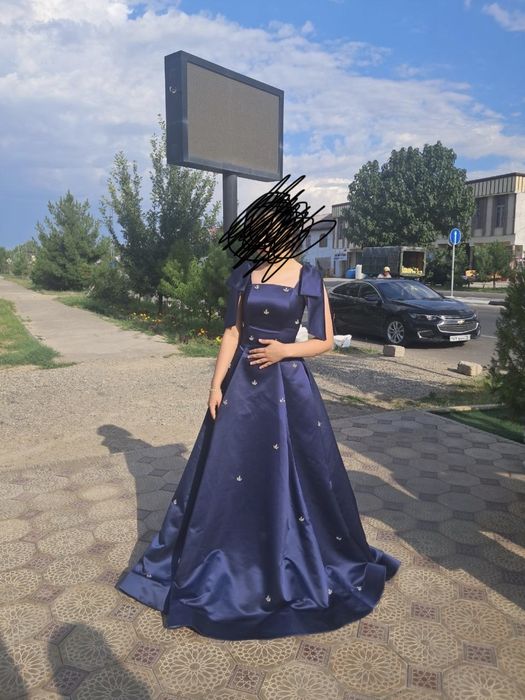 Платья вечерное.