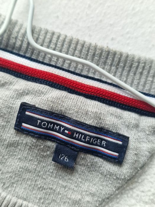 Bluza Tommy Hilfiger calitatea buna