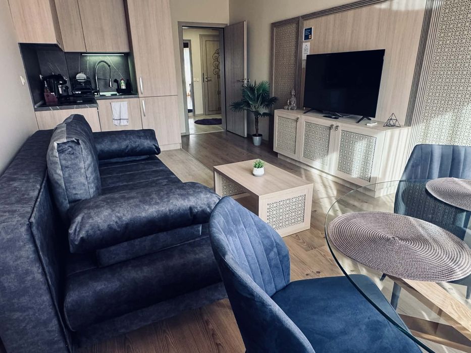 Лукс апарт под наем златни пясъци