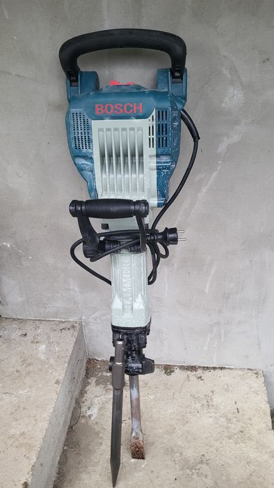 Vând demolator BOSCH