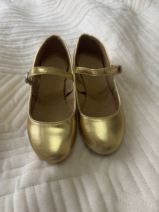 Продам танцевальные туфли