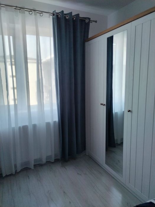 Inchiriez garsoniera militari residence