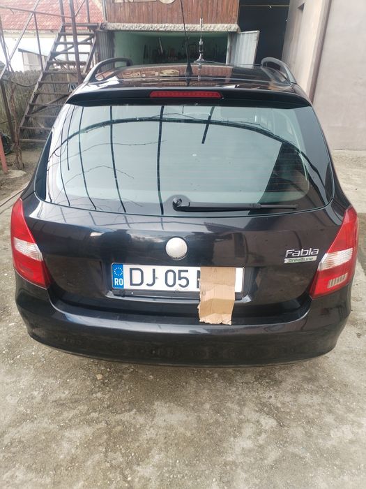 Vând Skoda Fabia an 2008