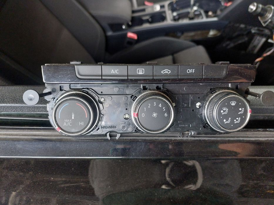 Panou clima/ac Passat B8/Golf 7 5G0907426T