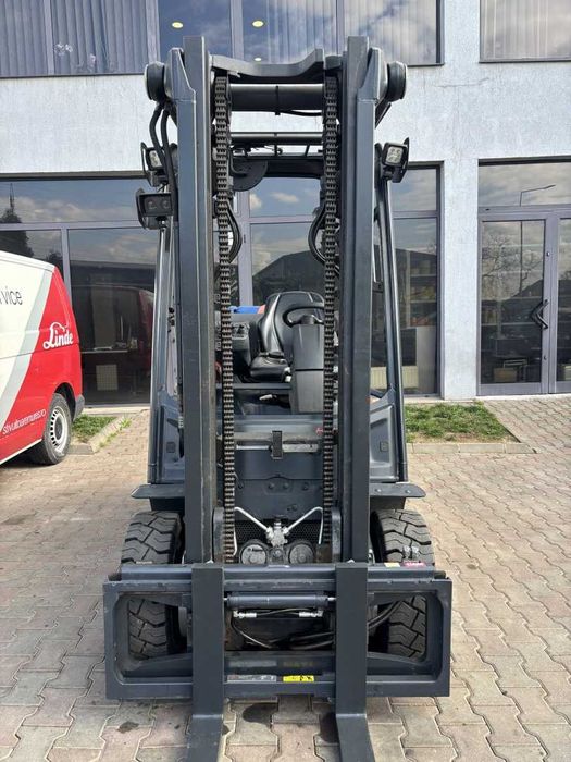 Stivuitor - Motostivuitor Linde H25T-01 New Gen. An fabricație:2020