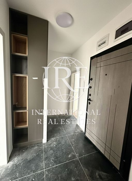 Продава се Двустаен апартамент в Варна, Възраждане 3 - 95 кв.м за 1109 €/кв.м - Снимка #7