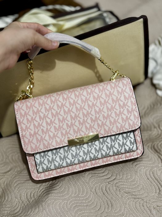 Новые сумки по 5000тг