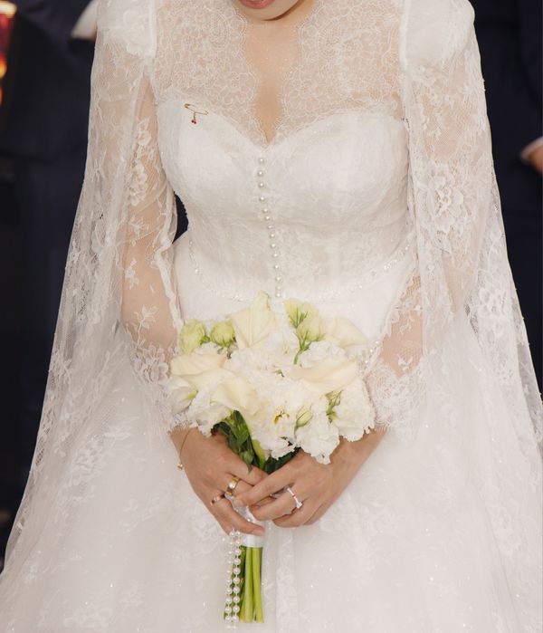 Продам свадебные платье с фатой и кольцами