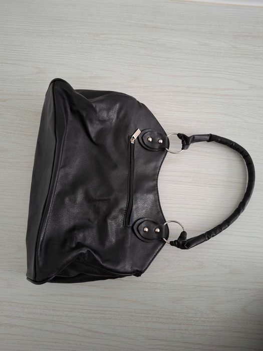 Дамса  черна чанта