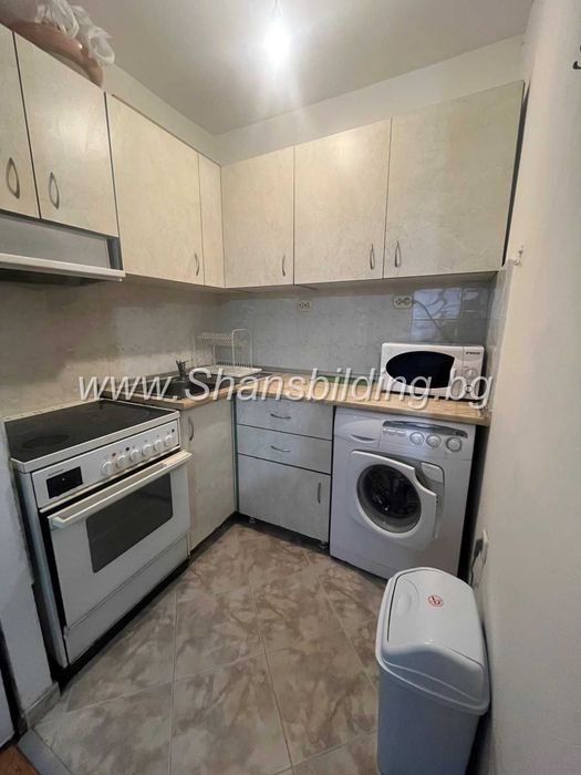 Дава се под наем Двустаен апартамент в Пловдив, Тракия - 45 кв.м за 259.08 € - Снимка #2