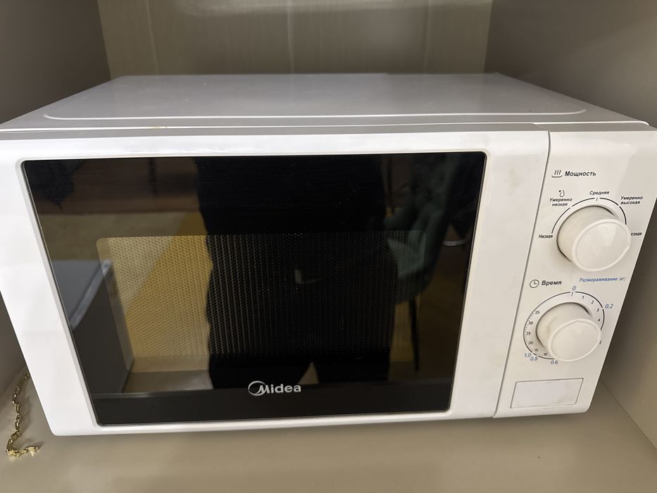 Продам микроволновую печь