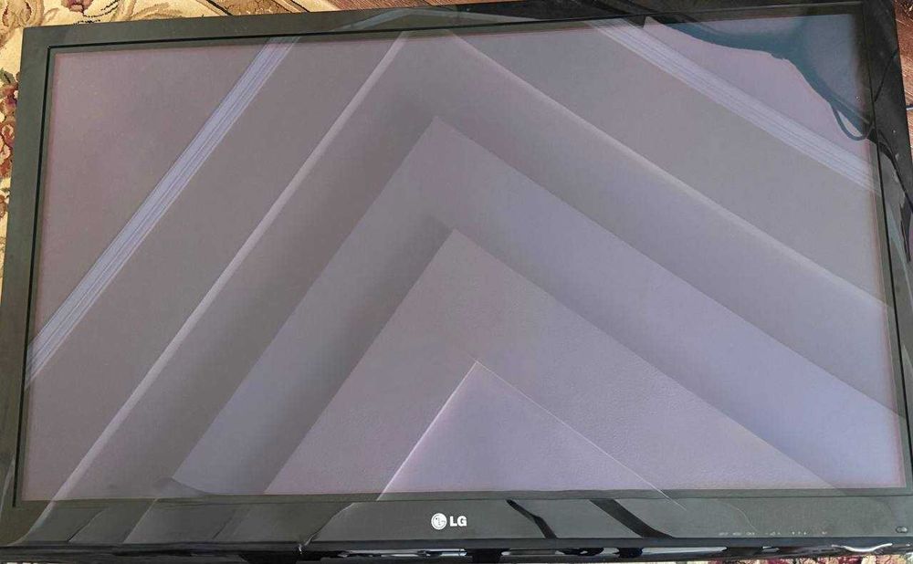 Продаётся телевизор LG