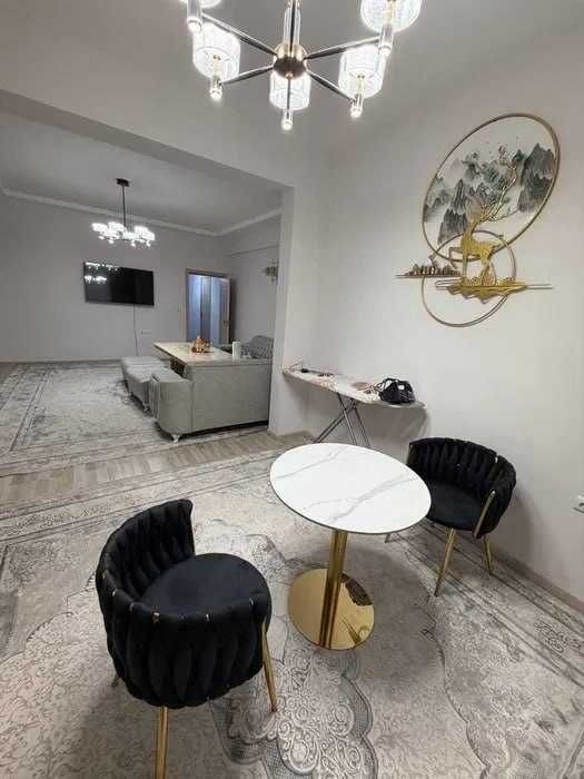 Zarafshan City 3 комнатная ЕВРО ремонт под ключ, кадастр есть