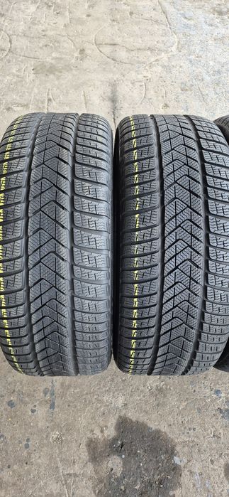 4 anvelope iarna RFT Pirelli,275/45/20.Pretul este pe bucata