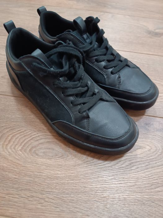 Класически кецове на rezerved