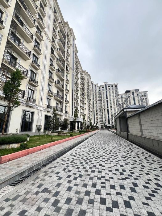 Uzbegim Продается 3 комнатная квартира коробка ул.Бабура, Аэропорт