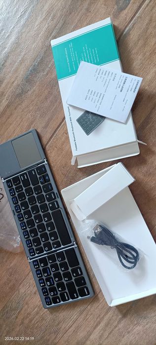 Masina tuns 5 in 1 + cadou Tastatură Bluetooth pliabilă cu touchpad
