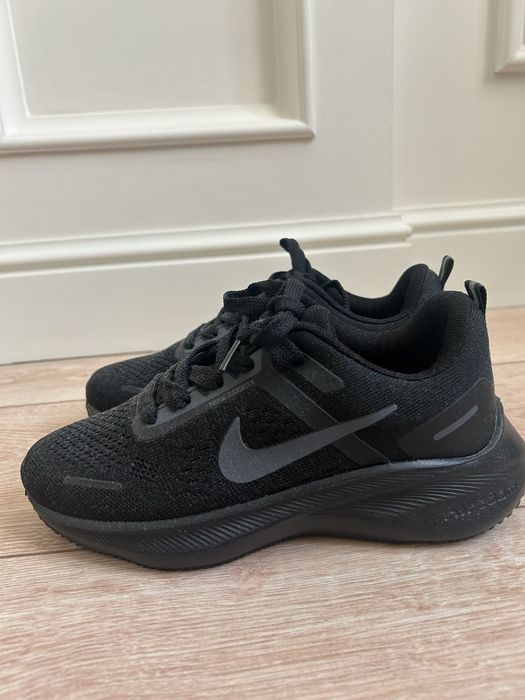 кроссовки nike, новые, черные,мужские